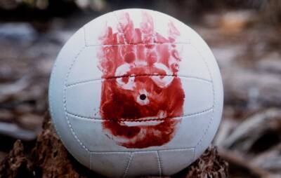 Tom Hanks’ volleyball from ‘Cast Away’ sells for £230,000 at auction - www.nme.com