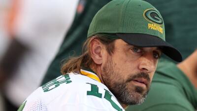 Aaron Rodgers Hit With Laughably Small Fine by NFL for Breaking COVID Protocols - thewrap.com