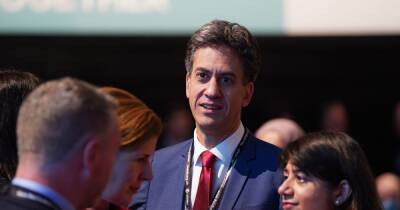 'Stay and fight' for the planet Ed Miliband urges Boris Johnson - www.dailyrecord.co.uk