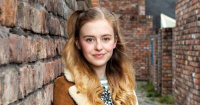 Corrie's Harriet Bibby impresses fans with dramatic transformation - www.manchestereveningnews.co.uk