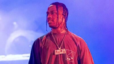 Travis Scott's Lawyer Says There's Been 'Finger Pointing' Amid Astroworld Investigation - www.etonline.com - Houston