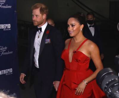 Prince Harry Delivers Powerful Speech About The ‘Scars On The Inside’ During Gala Appearance With Meghan Markle - perezhilton.com - New York