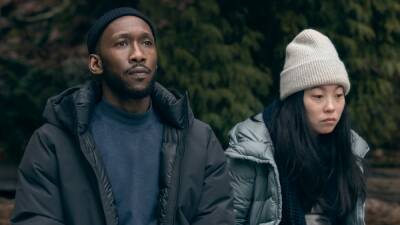 ‘Swan Song’ Film Review: Mahershala Ali and Naomie Harris Prop Up an Underdeveloped Sci-Fi Premise - thewrap.com