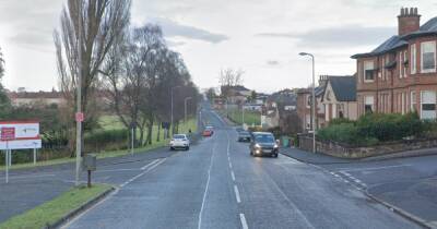 Man rushed to hospital with serious leg injury after attack on Scots street - www.dailyrecord.co.uk - Scotland