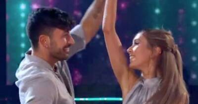 Strictly fans in tears as Rose celebrates deaf community with 'special' silent moment in dance - www.ok.co.uk