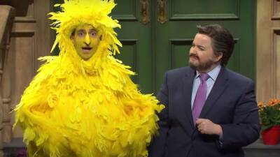 'Saturday Night Live' Mocks Joe Rogan and Ted Cruz in Political 'Sesame Street' Cold Open Sketch - www.etonline.com