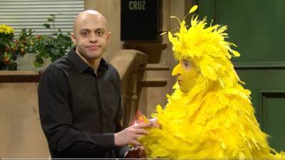 Pete Davidson Plays Joe Rogan as ‘SNL’ Tackles Ted Cruz’s Anger Over Big Bird (Video) - thewrap.com