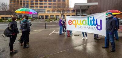Tasmanian Gay Couple Battle Neighbour’s Homophobia - www.starobserver.com.au