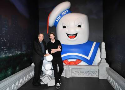 Alamo Drafthouse Inaugurates Ivan Reitman Cinema As Son Jason Debuts ‘Ghostbusters: Afterlife; Giant Marshmallow Man Unveiled - deadline.com