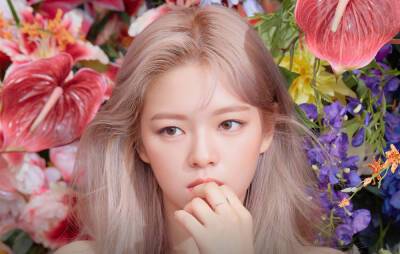 TWICE’s Jeongyeon reveals she recently worked as a barista and no one recognised her - www.nme.com