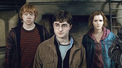 Daniel Radcliffe, Rupert Grint, Emma Watson, & More To Reunite For HBO Max’s ‘Harry Potter 20th Anniversary: Return to Hogwarts’ - deadline.com