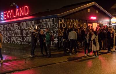 Club nights and gigs halted in the Netherlands for three-week lockdown - www.nme.com - Norway - Netherlands