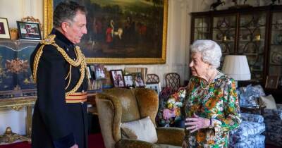 Queen pictured holding first face-to-face meeting since spraining her back - www.ok.co.uk - county Prince Edward