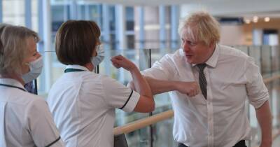 Boris Johnson admits 'mistake' after not wearing face mask during hospital visit - www.manchestereveningnews.co.uk