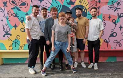 Los Campesinos! detail ‘Romance Is Boring’ and ‘Hello Sadness’ anniversary reissues - www.nme.com