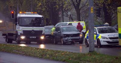 BREAKING: Arrest after three car crash shuts major Manchester road - www.manchestereveningnews.co.uk - Manchester