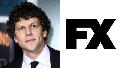 Jesse Eisenberg to Star in FX On Hulu Limited Series ‘Fleishman Is In Trouble’ - deadline.com - New York