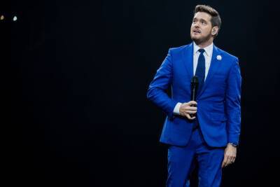 Michael Bublé Opens Up About Son’s Cancer Battle, ‘He’s A Superhero’ - etcanada.com