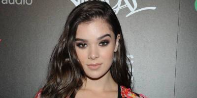 Hailee Steinfeld Opens Up About Her Character in 'Hawkeye' - www.justjared.com