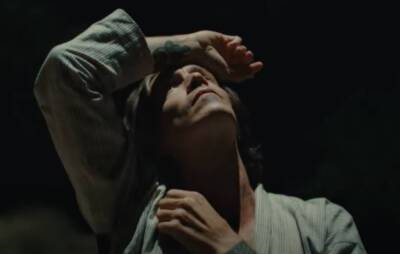 Watch Brandon Boyd dance through night and day in the video for glorious new single ‘Pocket Knife’ - www.nme.com