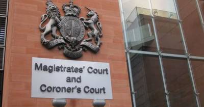 Dad with 'awful' driving record who tried to flee from police jailed - www.manchestereveningnews.co.uk - Manchester