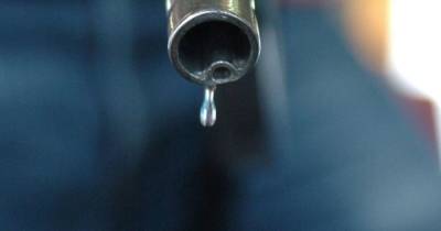 Petrol prices rocket by 30p per litre in a year as diesel hits record high - www.manchestereveningnews.co.uk