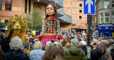 Huge crowds turn up to greet giant refugee puppet Little Amal in Rochdale - www.manchestereveningnews.co.uk - city Rochdale