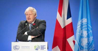 Boris Johnson struggles when quizzed on David Attenborough face covering controversy - www.dailyrecord.co.uk