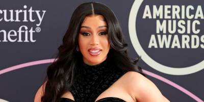 Cardi B Rolls Out The 2021 AMAs Red Carpet Ahead of The Show This Weekend! - www.justjared.com - Los Angeles - USA