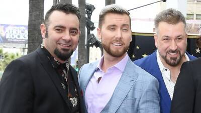 NSYNC's Joey Fatone and Chris Kirkpatrick Meet Lance Bass' Newborn Twins - www.etonline.com