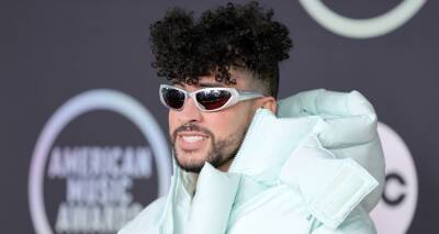 Bad Bunny Goes Cozy in Mint-Colored Puffer Jacket at AMAs 2021 - www.justjared.com - Los Angeles - USA - Puerto Rico