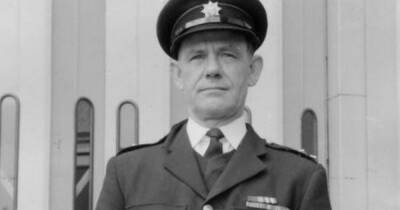 The 'forgotten' firefighting hero remembered 50 years after he paid the ultimate price - www.manchestereveningnews.co.uk - Manchester