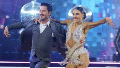 Jenna Johnson Reacts to Husband Val Chmerkovskiy Possibly Leaving 'Dancing With the Stars' (Exclusive) - www.etonline.com