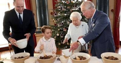 Queen's boozy Christmas Pudding recipe shared – and you need to make it this week - www.ok.co.uk - city Sandringham