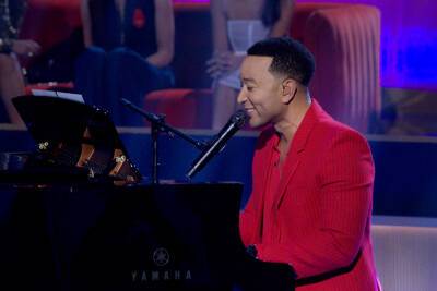 John Legend Roasts ‘Not Quite The Beatles’ Jonas Brothers With Hilarious Song In Netflix Special - etcanada.com