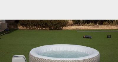 Luxury Lay-Z-Spa hot tub now £350 instead of £700 - www.manchestereveningnews.co.uk - Madrid