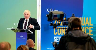 Boris Johnson loses his place and rambles about Peppa Pig in bizarre speech - www.manchestereveningnews.co.uk