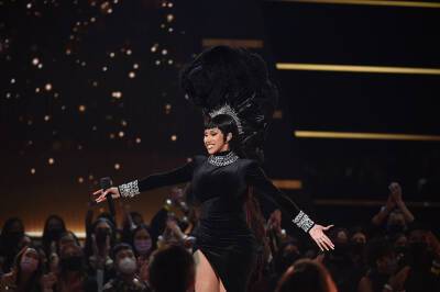 American Music Awards Steady From 2020 Ceremony; ‘SNF’ Steelers-Chargers Game Dips But Tops Sunday - deadline.com - USA