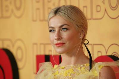 Julianne Hough To Guest Judge ‘Dancing With The Stars’ Season 30 Finale - deadline.com