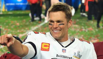 Tom Brady Reveals What Thanksgiving Is Like for Football Players & Talks About What He'll Eat - www.justjared.com