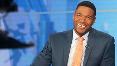 Michael Strahan Named The Next Celebrity To Head To Space: It’s ‘Mindblowing’ News - hollywoodlife.com