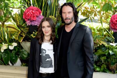 Keanu Reeves jokes he’s still ‘married’ to ‘Dracula’ co-star Winona Ryder - nypost.com - Los Angeles - Greece - Romania