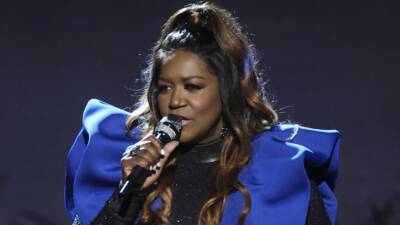 'The Voice' contestant scares viewers after taking nasty fall on live TV - www.foxnews.com