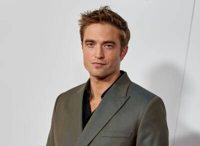 Zoë Kravitz Says Robert Pattinson’s ‘Incredible’ Transformation Into Batman Is ‘Out Of This World’ - etcanada.com - city Gotham