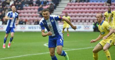 Wigan Athletic striker Charlie Wyke rushed to hospital after collapsing during training - www.manchestereveningnews.co.uk