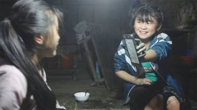 Debuting Helmer Ha Le Diem Witnesses Bride Kidnapping in IDFA Film ‘Children of the Mist’ - variety.com - Vietnam