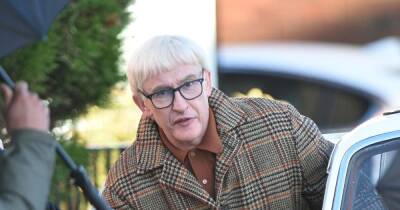 Steve Coogan spotted as Jimmy Savile filming scenes for BBC drama in Oldham - www.manchestereveningnews.co.uk - county Oldham