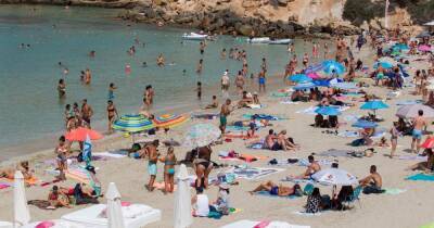 Scots holidaymakers without booster jab 'could be banned from European hotspots' - dailyrecord.co.uk - France - Scotland - Eu