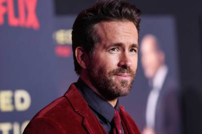 Ryan Reynolds Donates To Help B.C. Communities Rebuild After Devastating Floods - etcanada.com - Britain