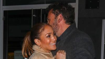 Jennifer Lopez Embraces Ben Affleck in PDA-Packed Outing - www.etonline.com - California